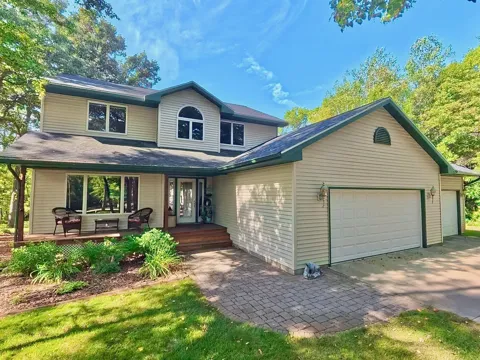 5900 Remington Road SE