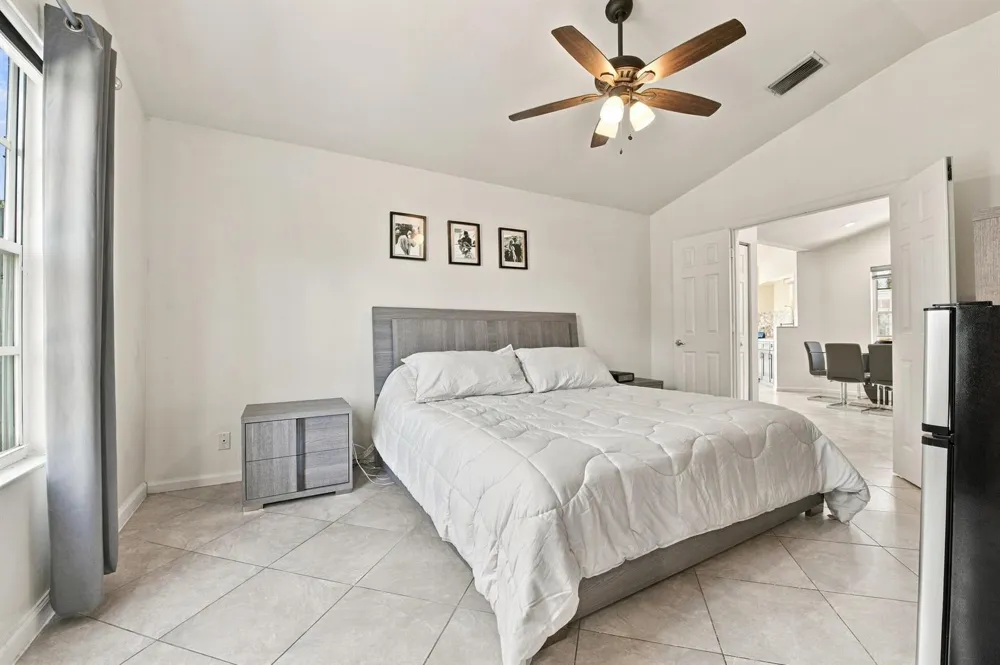 14 HEATHER TRACE DRIVE Boynton Beach, FL 33436