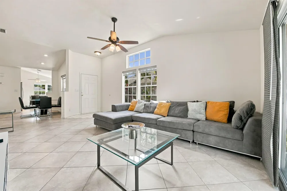 14 HEATHER TRACE DRIVE Boynton Beach, FL 33436