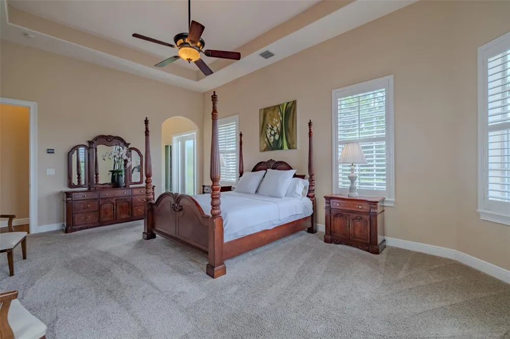 10501 BROADLAND PASS Thonotosassa, FL 33592
