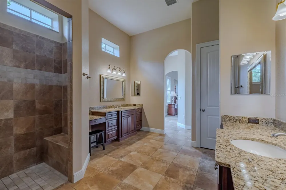 10501 BROADLAND PASS Thonotosassa, FL 33592