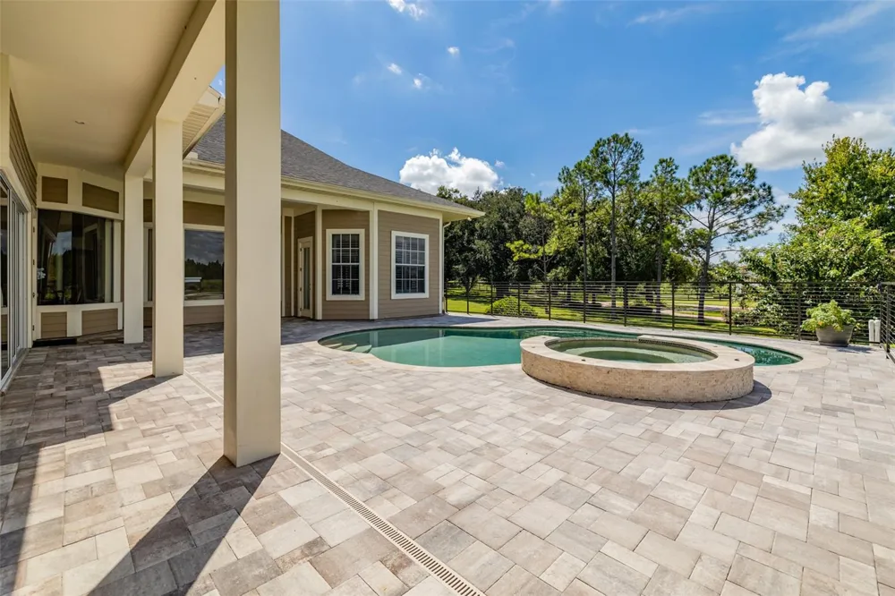 10501 BROADLAND PASS Thonotosassa, FL 33592