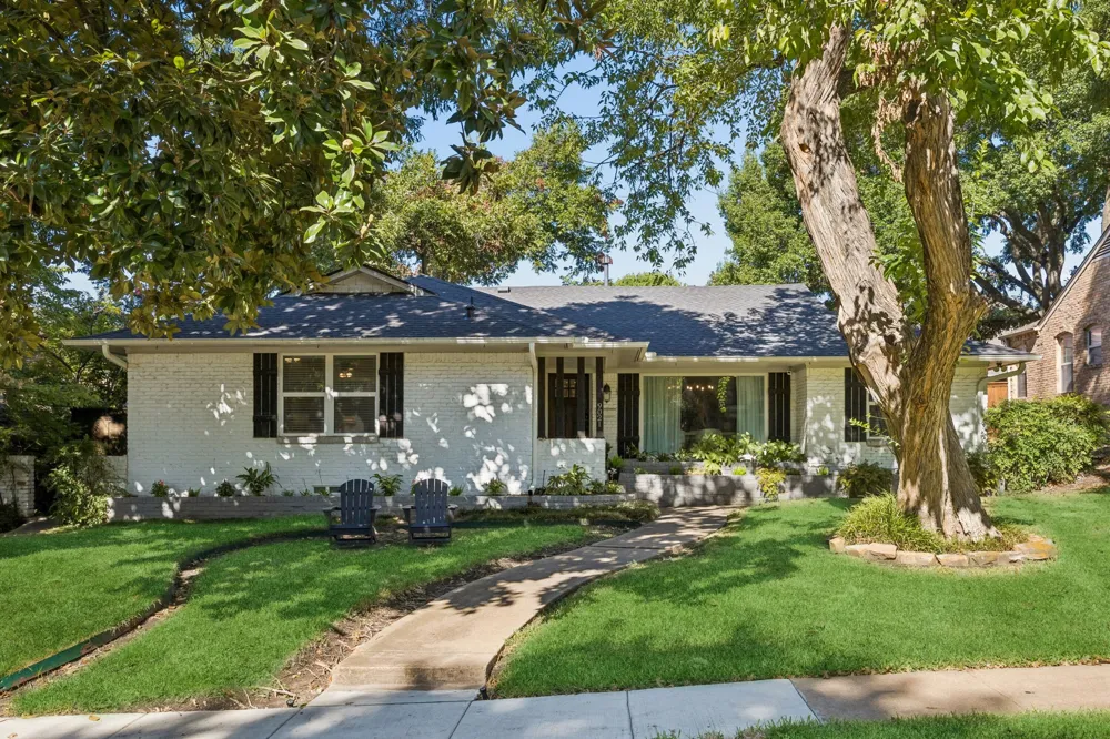 9021 Aldwick Drive Dallas, TX 75238