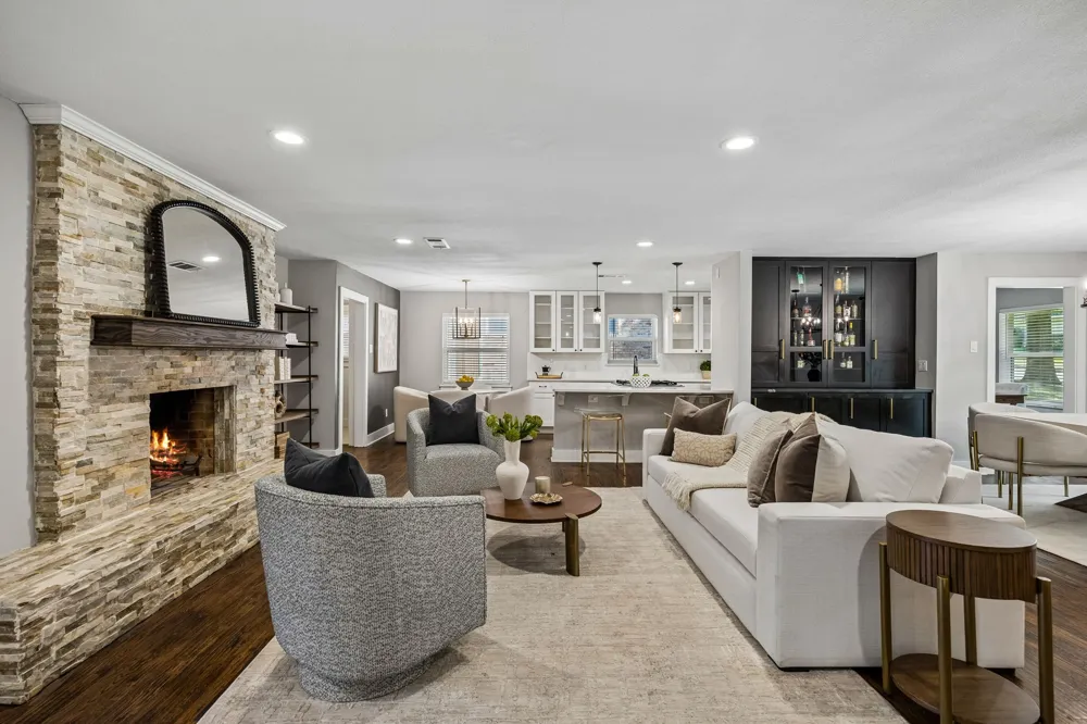 9021 Aldwick Drive Dallas, TX 75238
