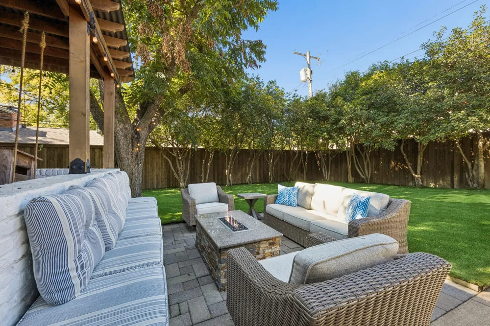 9021 Aldwick Drive Dallas, TX 75238