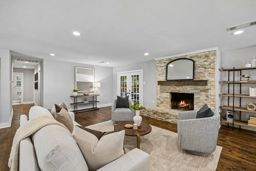 9021 Aldwick Drive Dallas, TX 75238