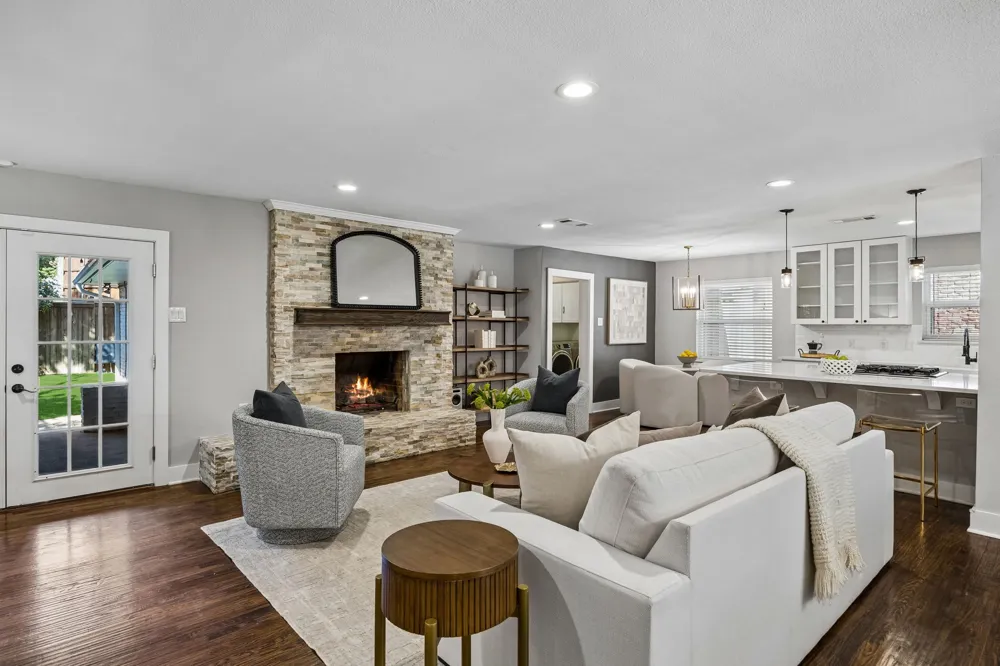 9021 Aldwick Drive Dallas, TX 75238