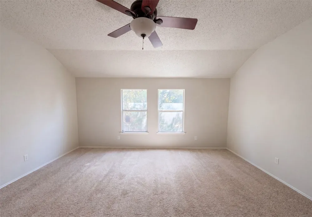 2711 Vistaview Drive Corinth, TX 76210