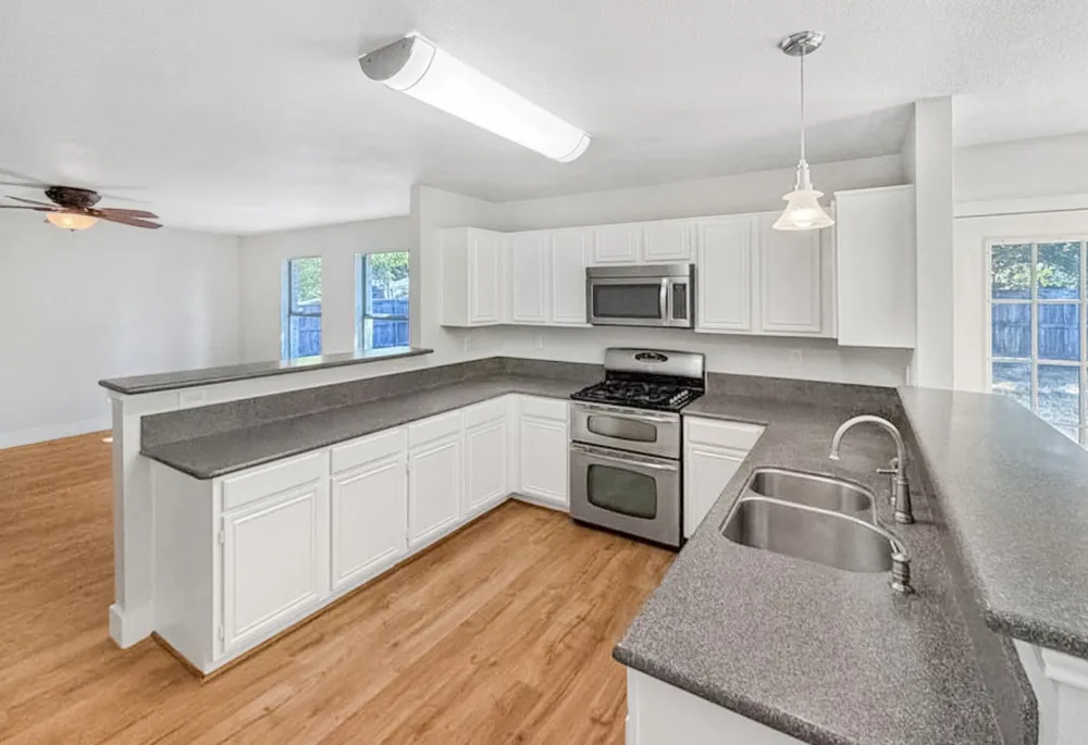 2711 Vistaview Drive Corinth, TX 76210