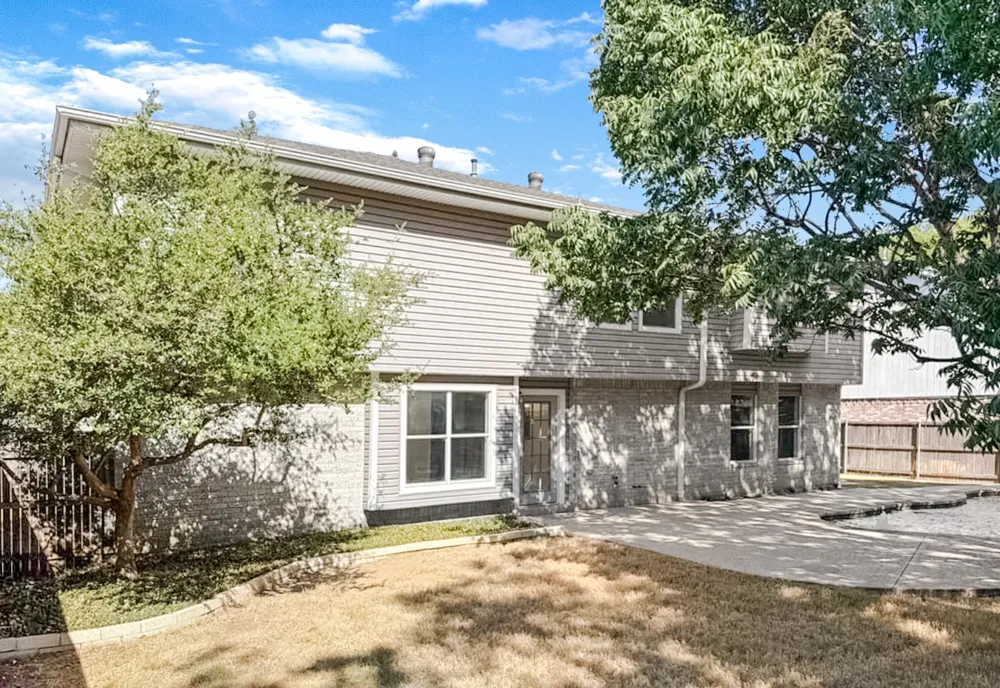 2711 Vistaview Drive Corinth, TX 76210