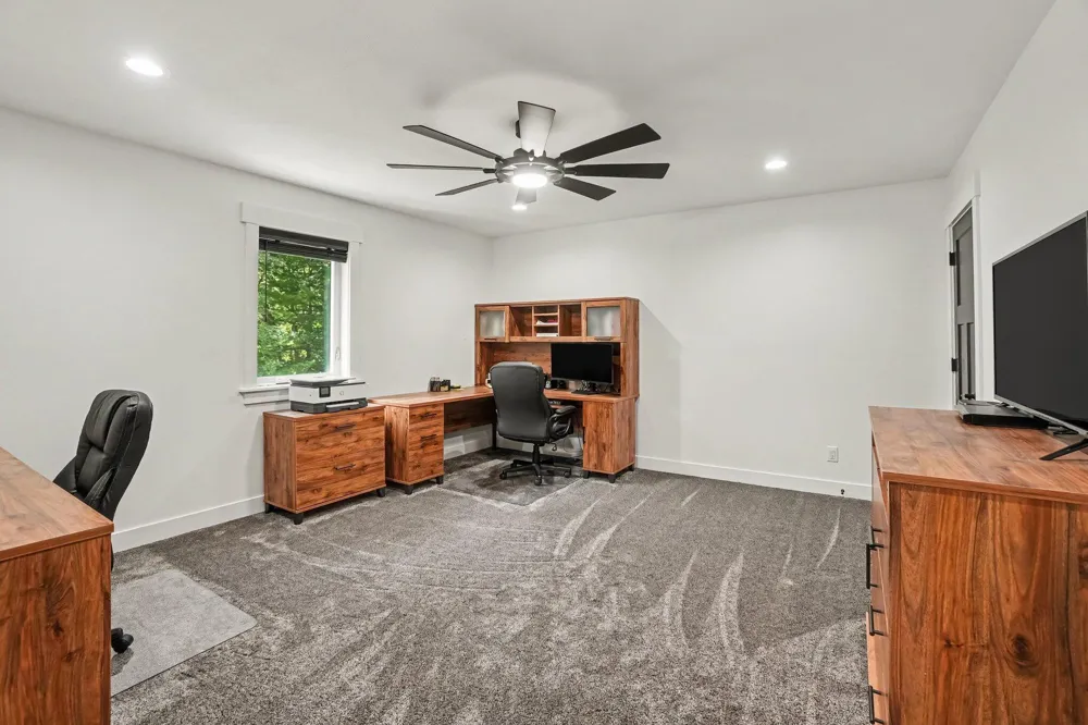155 Park Street Muskegon, MI 49442