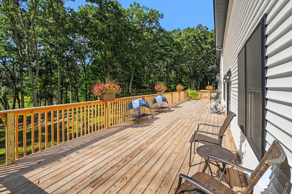155 Park Street Muskegon, MI 49442
