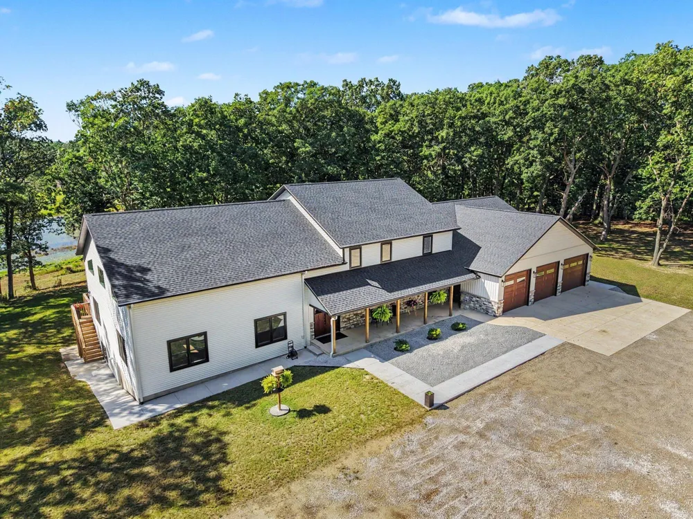 155 Park Street Muskegon, MI 49442