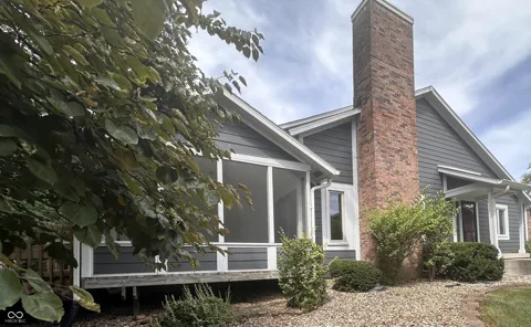 8138 Foxchase Circle