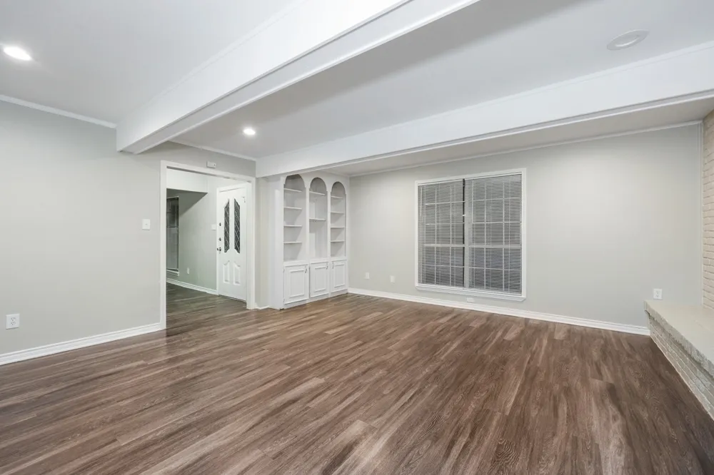 2404 Dalgreen Drive Plano, TX 75075