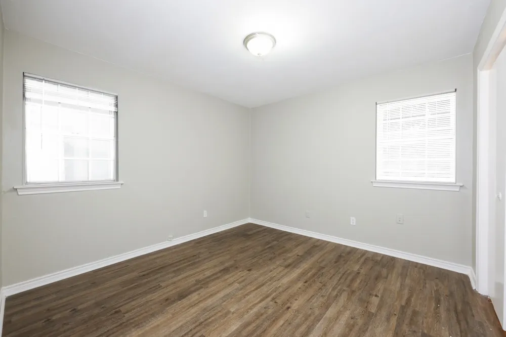 2404 Dalgreen Drive Plano, TX 75075