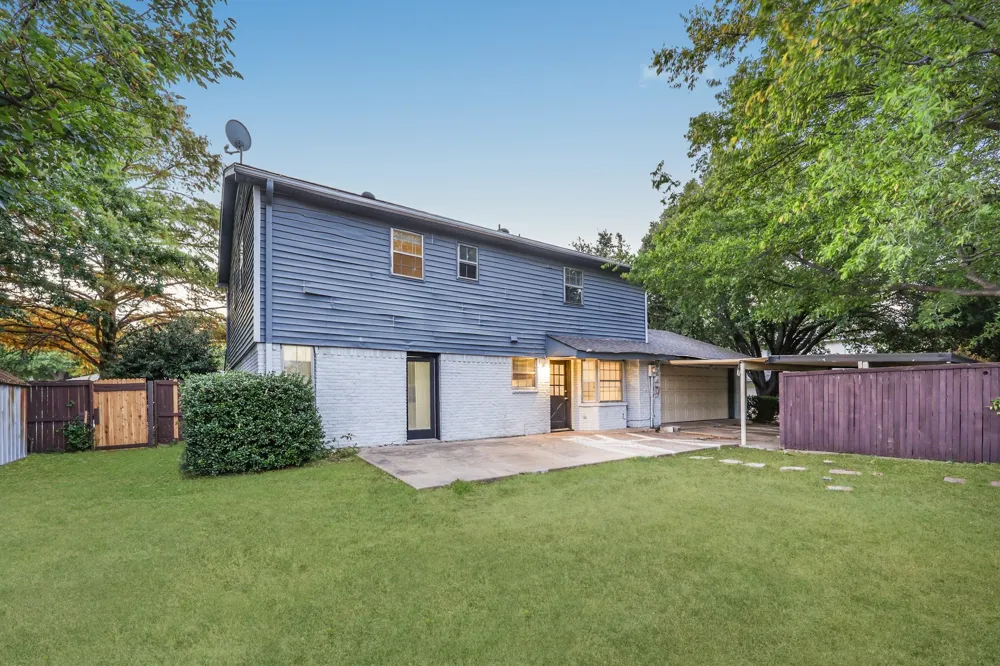 2404 Dalgreen Drive Plano, TX 75075