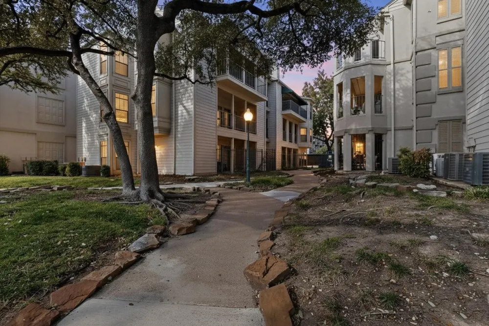 3105 San Jacinto Street #306 Dallas, TX 75204