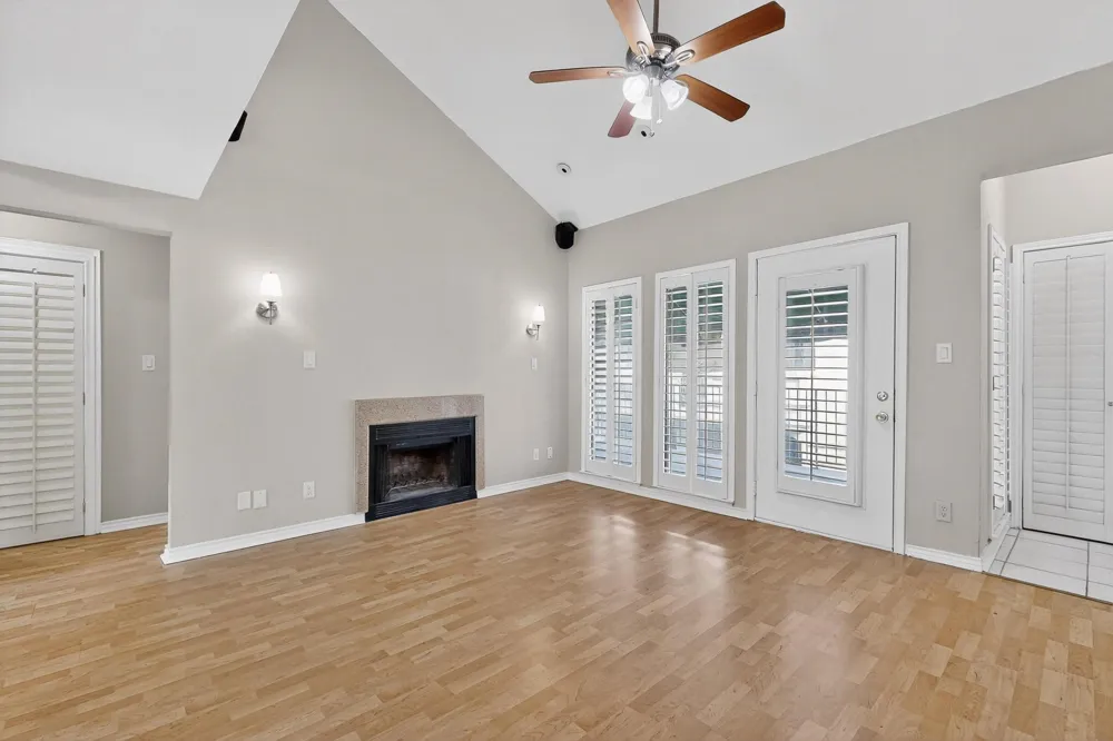 3105 San Jacinto Street #306 Dallas, TX 75204