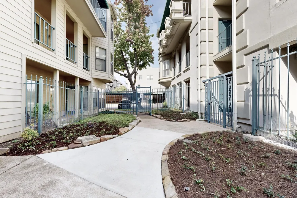 3105 San Jacinto Street #306 Dallas, TX 75204