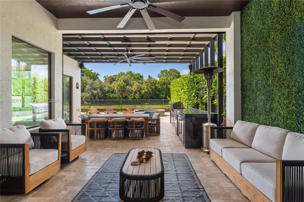 9529 Eden Roc Ct Delray Beach, FL 33446