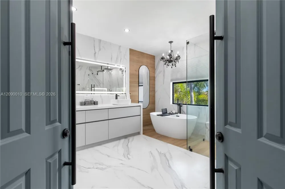 9529 Eden Roc Ct Delray Beach, FL 33446