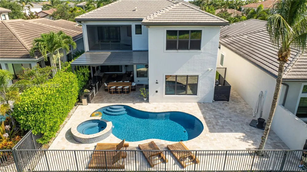 9529 Eden Roc Ct Delray Beach, FL 33446