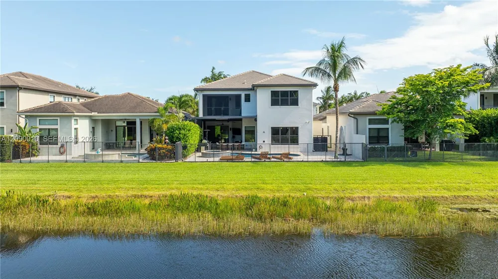 9529 Eden Roc Ct Delray Beach, FL 33446
