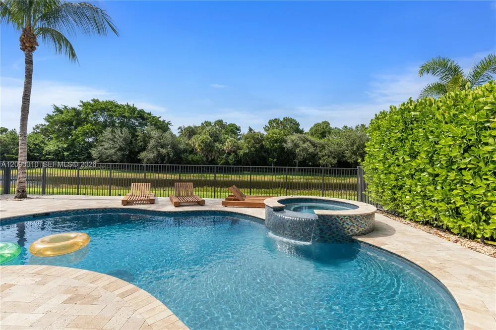 9529 Eden Roc Ct Delray Beach, FL 33446
