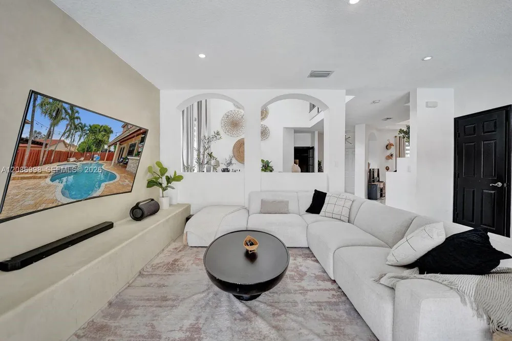 13725 SW 50th Ct Miramar, FL 33027
