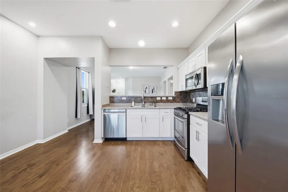 2306 SPRING HOLLOW LOOP Wesley Chapel, FL 33544