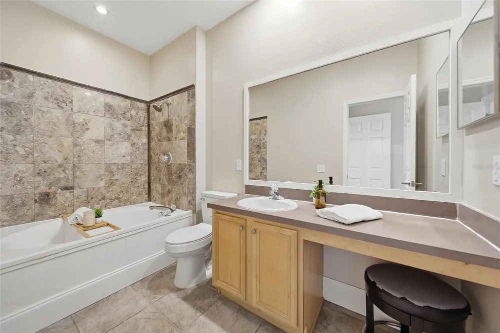2306 SPRING HOLLOW LOOP Wesley Chapel, FL 33544