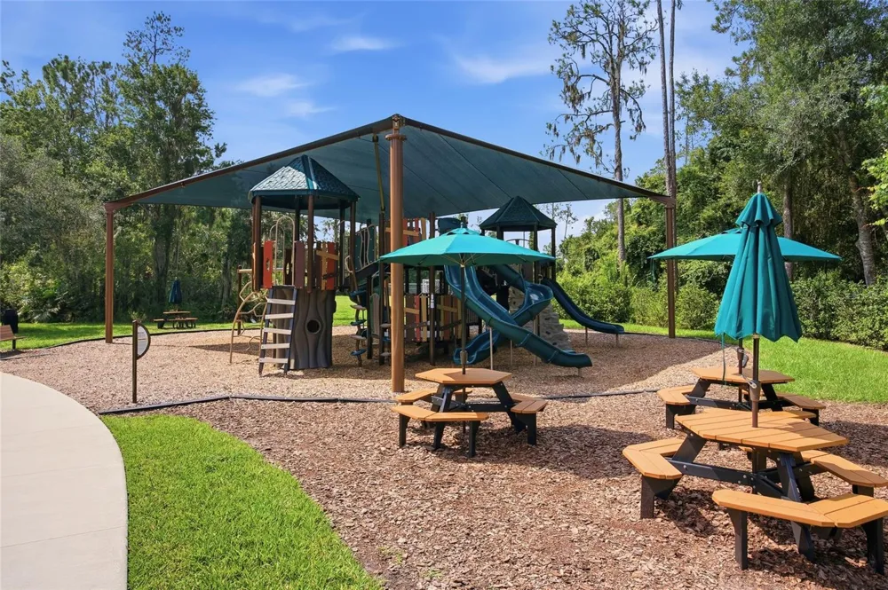 2306 SPRING HOLLOW LOOP Wesley Chapel, FL 33544