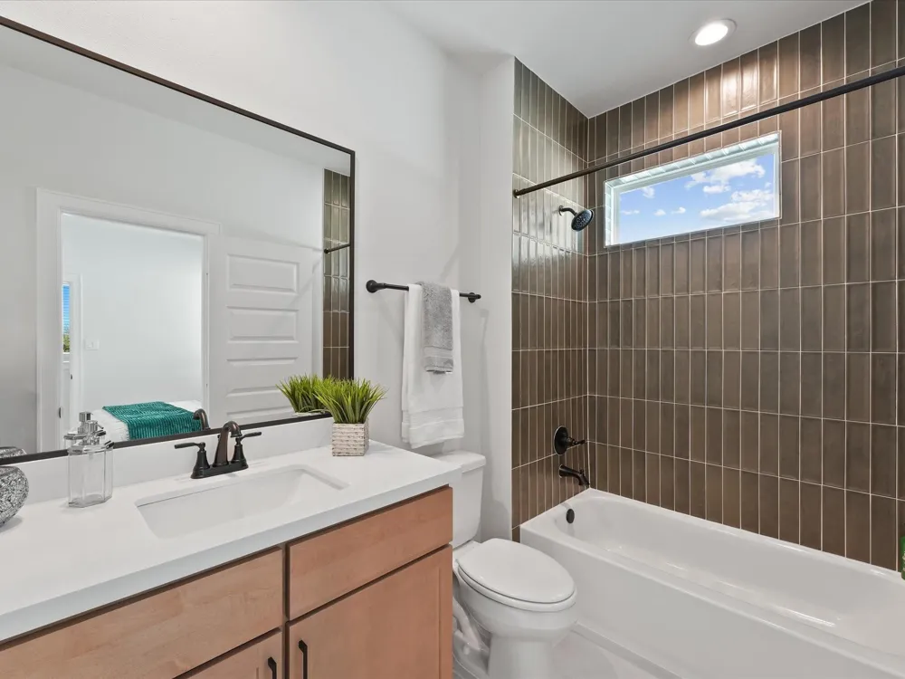 4842 Pinemont Drive Houston, TX 77091