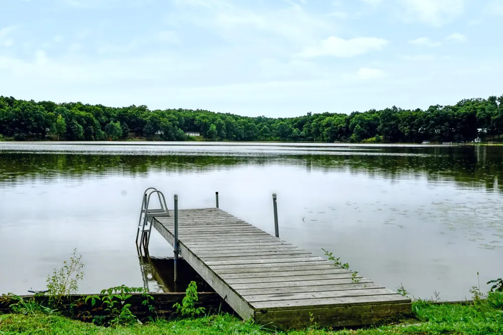 18729 S River Road Three Rivers, MI 49093
