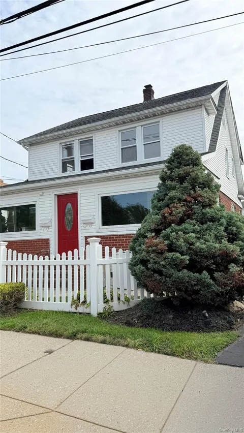 557 Newbridge Road