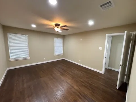 1570 Sutter Street Dallas, TX 75216
