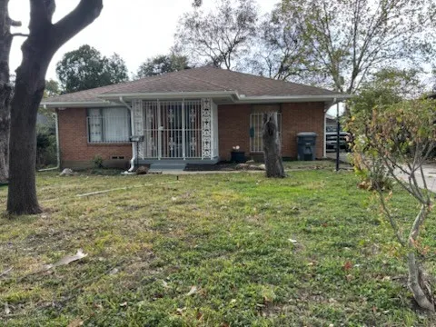 1570 Sutter Street Dallas, TX 75216