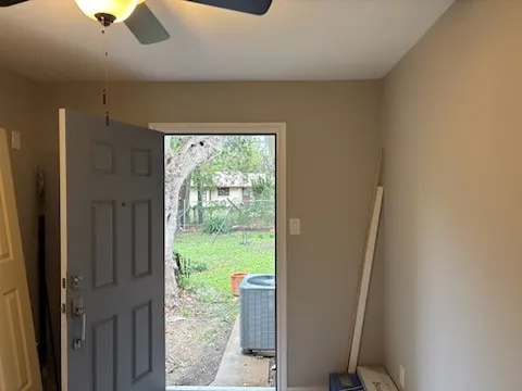 1570 Sutter Street Dallas, TX 75216