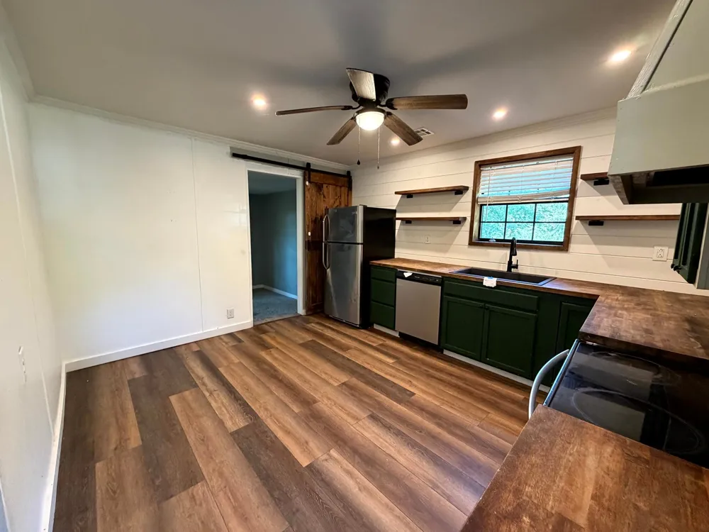610 S State Street Wagoner, OK 74467