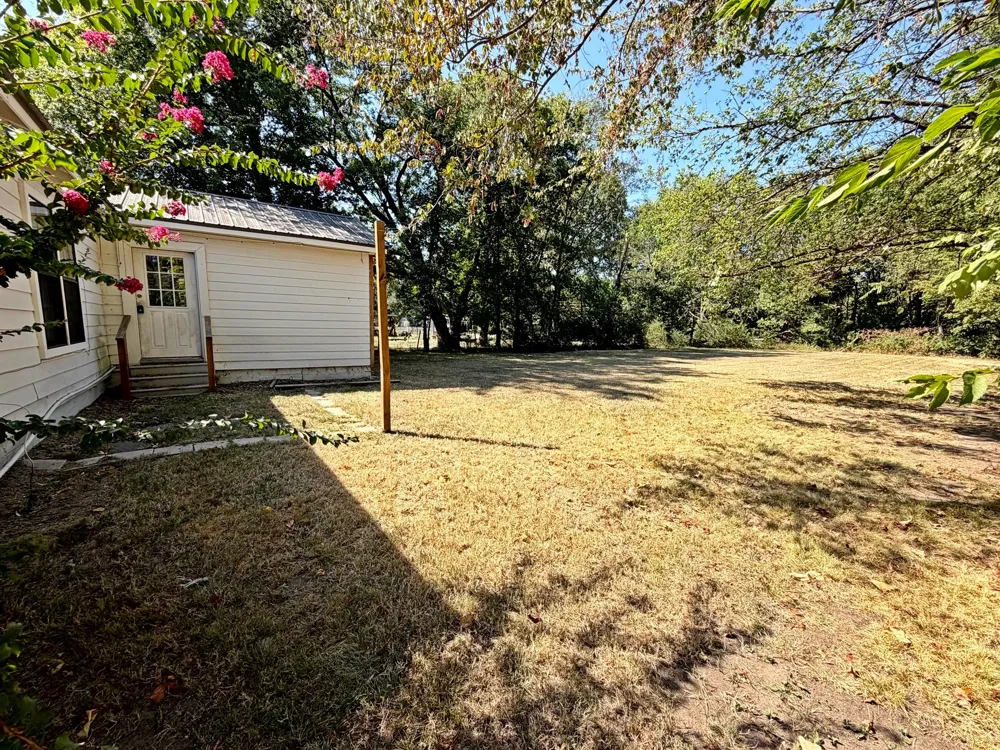 610 S State Street Wagoner, OK 74467