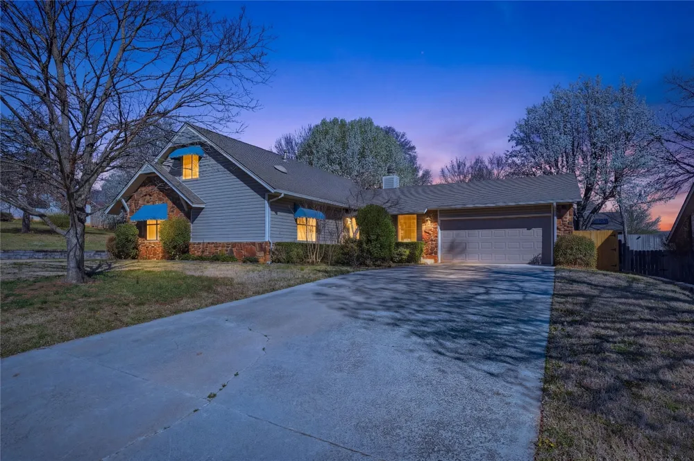 1711 Valley Road Sapulpa, OK 74066