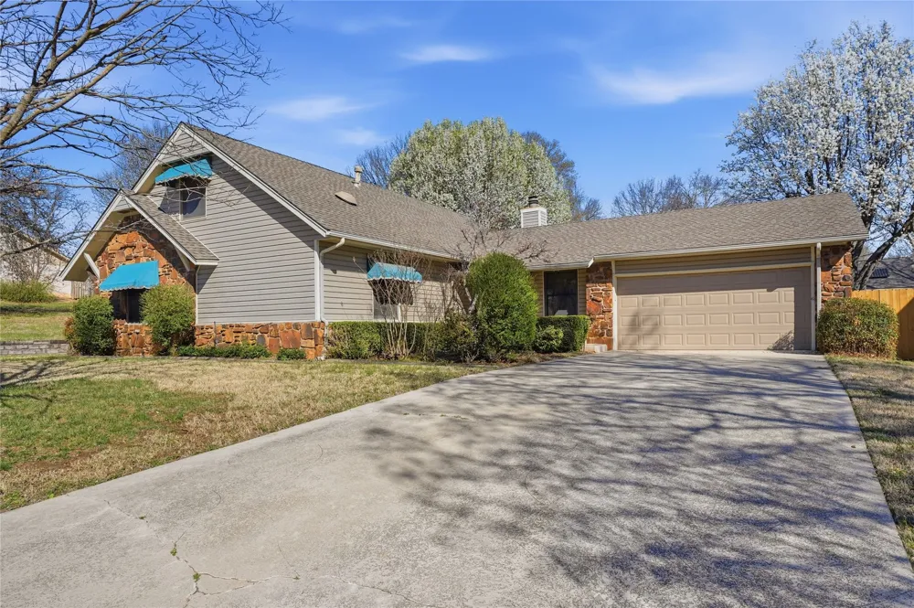 1711 Valley Road Sapulpa, OK 74066