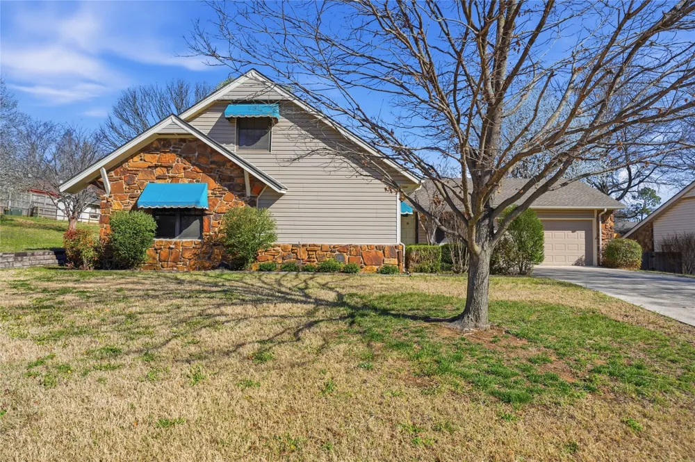 1711 Valley Road Sapulpa, OK 74066