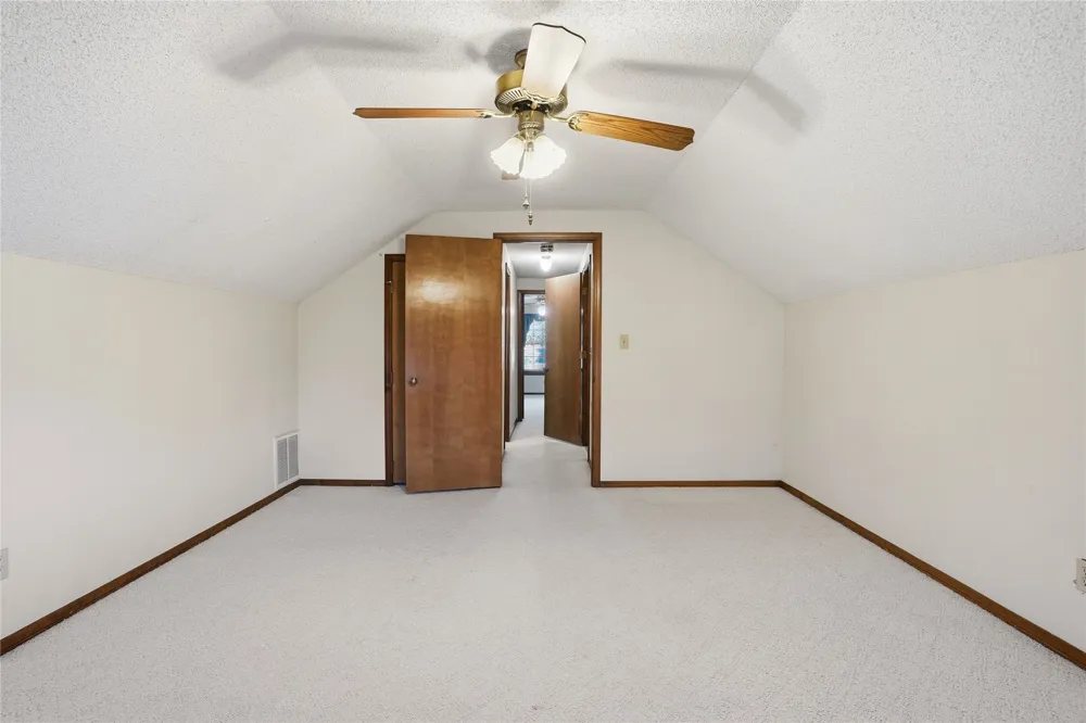 1711 Valley Road Sapulpa, OK 74066