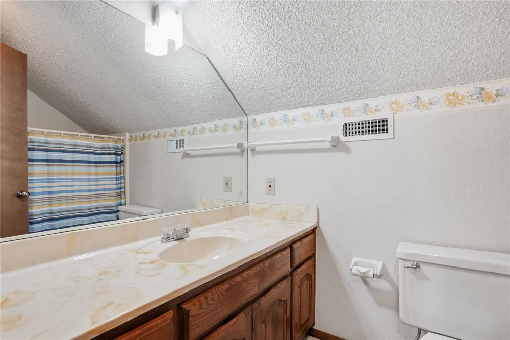 1711 Valley Road Sapulpa, OK 74066