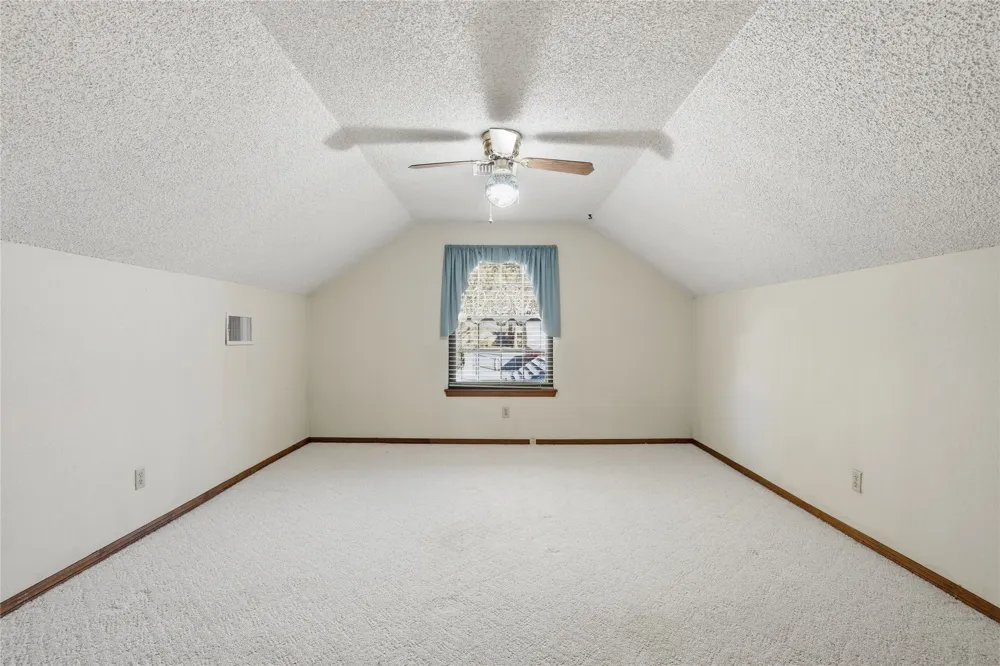 1711 Valley Road Sapulpa, OK 74066