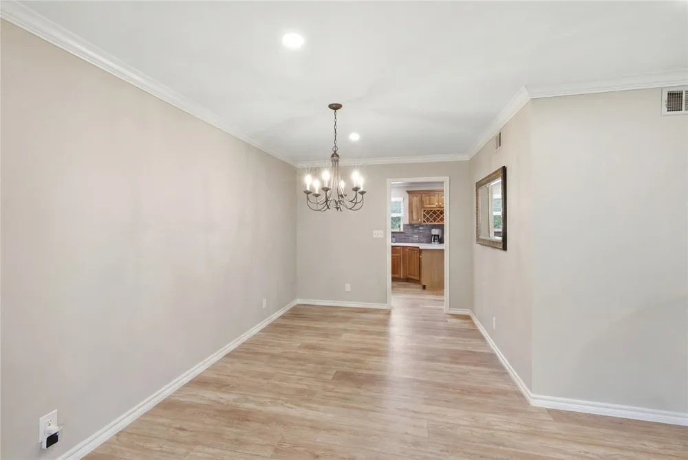 4157 E 47th Street Tulsa, OK 74135