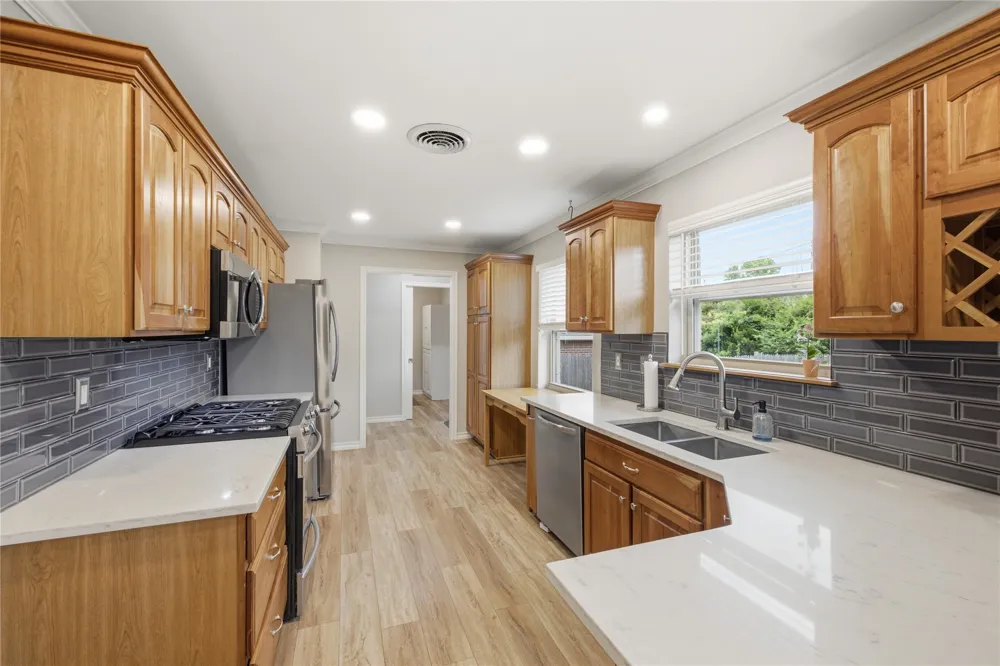 4157 E 47th Street Tulsa, OK 74135