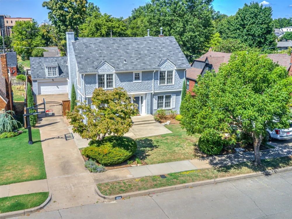 1934 S Evanston Avenue Tulsa, OK 74104